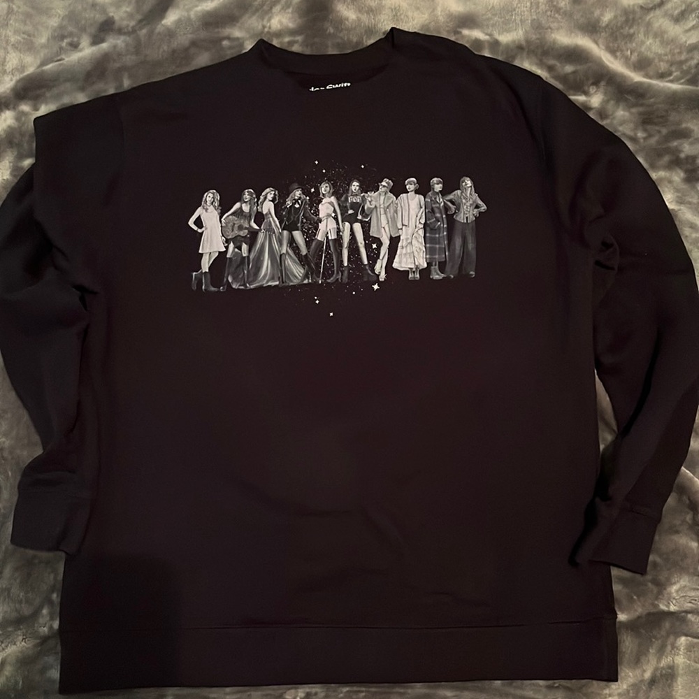 Taylor Swift Midnights Eras Navy Crewneck size Large